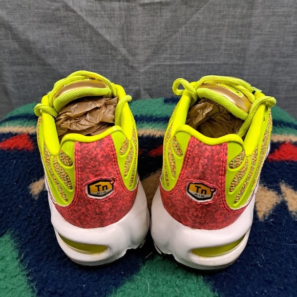 Nike Air Max Plus Volt Hot Punch SE Premium 862201-700 Women's Size 6.5 - Picture 4 of 14